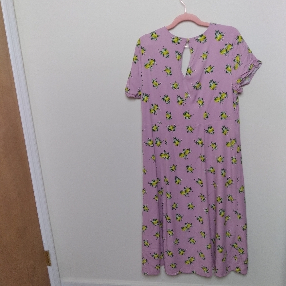 Torrid Purple Short Sleeve V Neck Lemon Print Midi Button Front Dress Size 1 1X - Picture 3 of 13